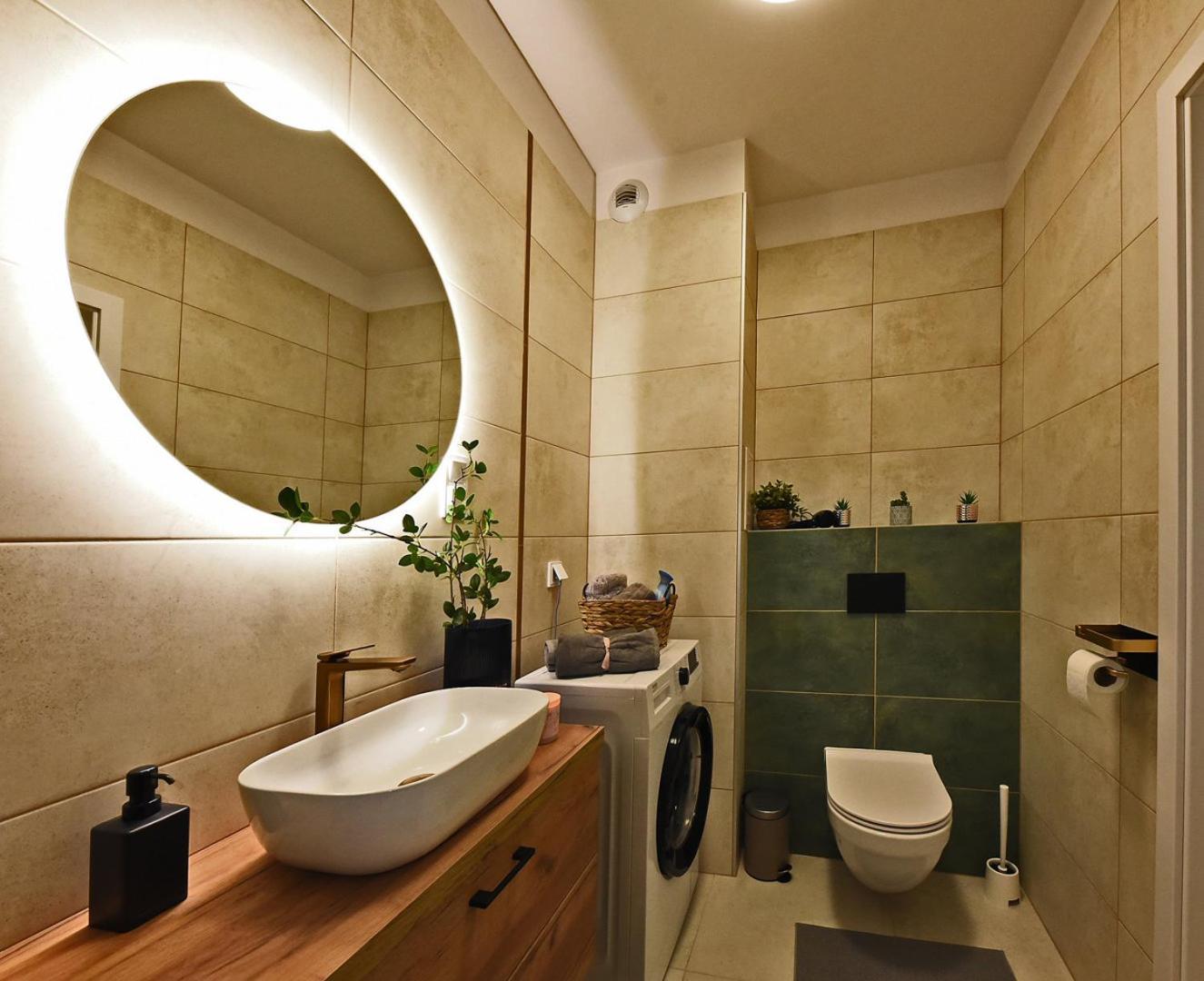 Superapart Prymasa 1000-Lecia 6A, Hidden Gem - Ideal For Relaxation & Escapes Rzeszow Ngoại thất bức ảnh